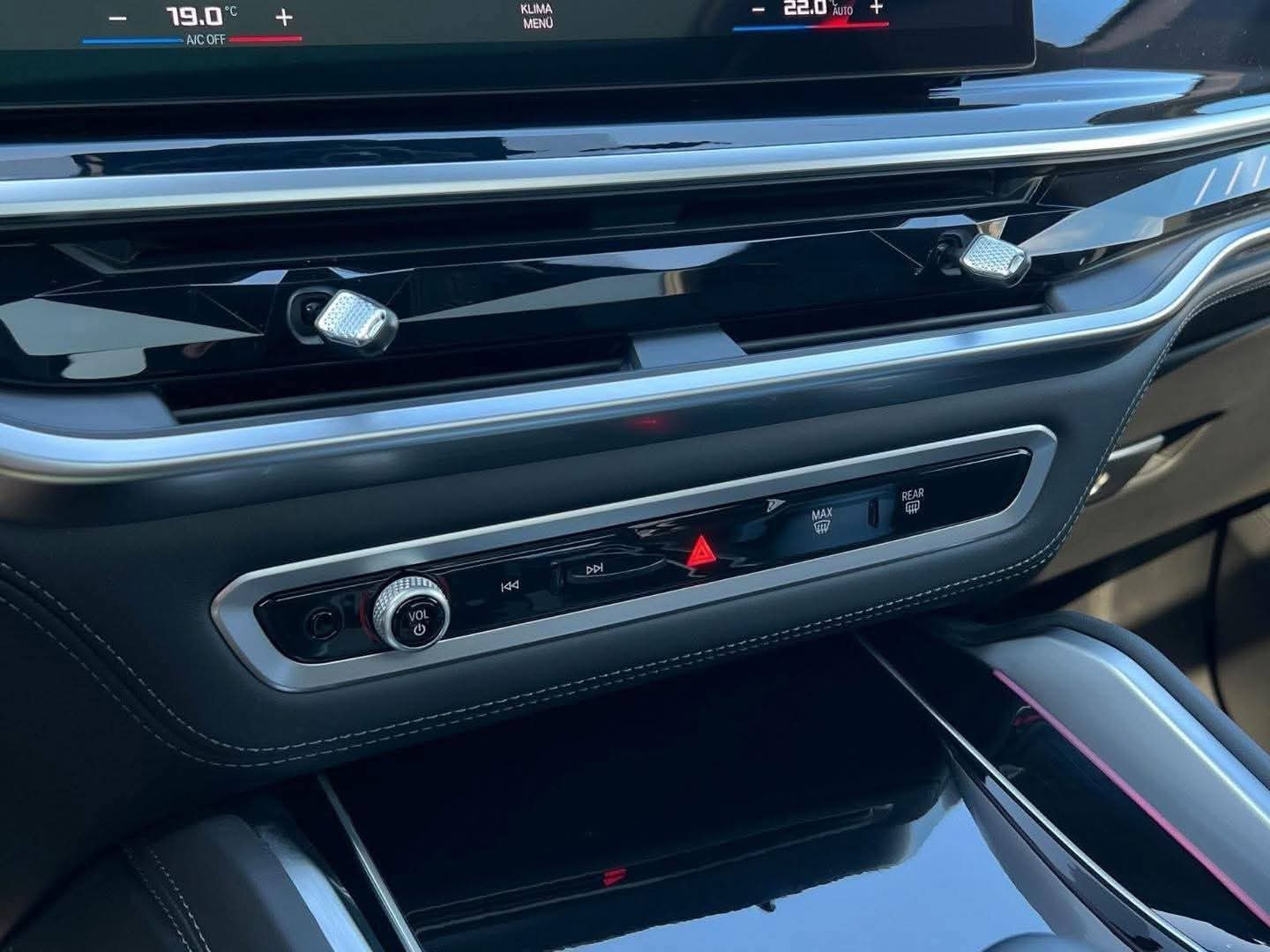 BMW X6 M Compétition B&W Panorama Sit-up 360° AHK