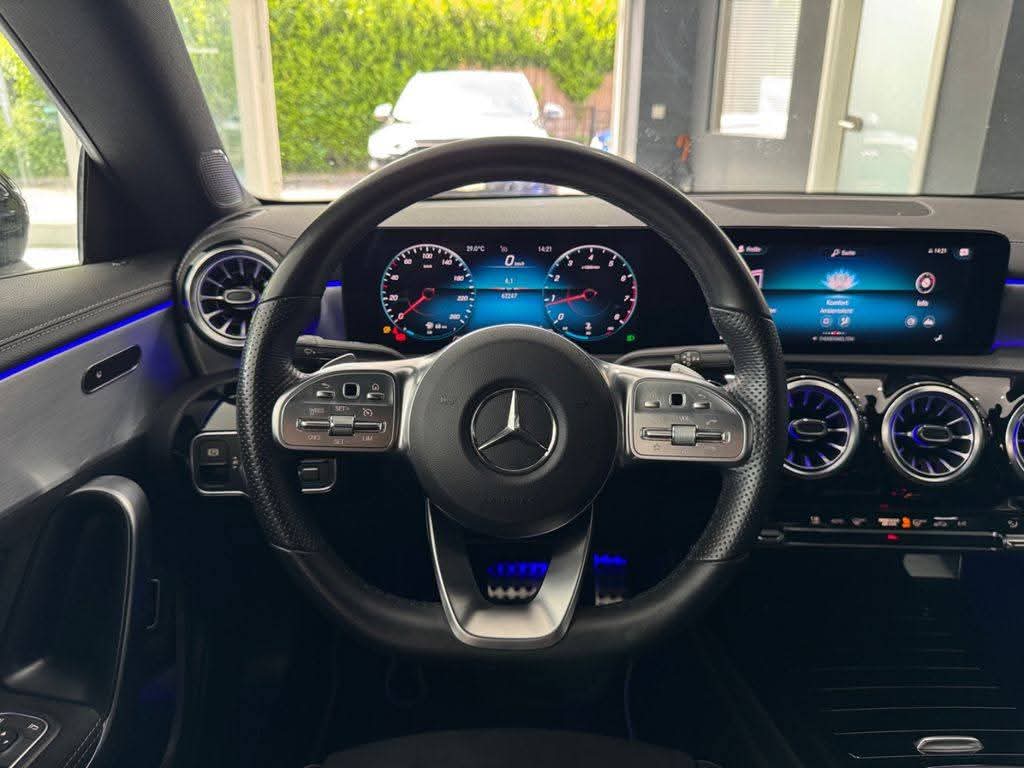 Mercedes-Benz CLA 180 Coupe Edition AMG AMBIENTE KAMERA WIDES