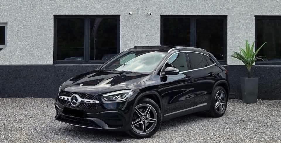MERCEDES-BENZ GLA 250e e-HYBRIDE