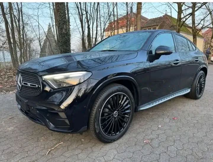 Mercedes-Benz GLC 220d 4M