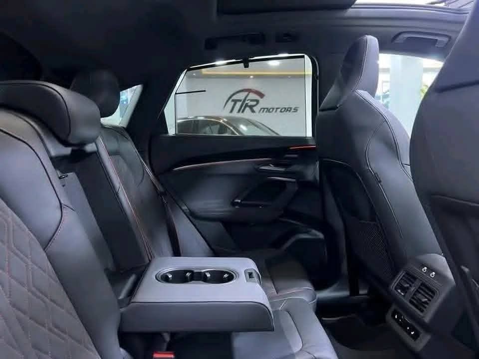 AUDI Q5 S Line 2025