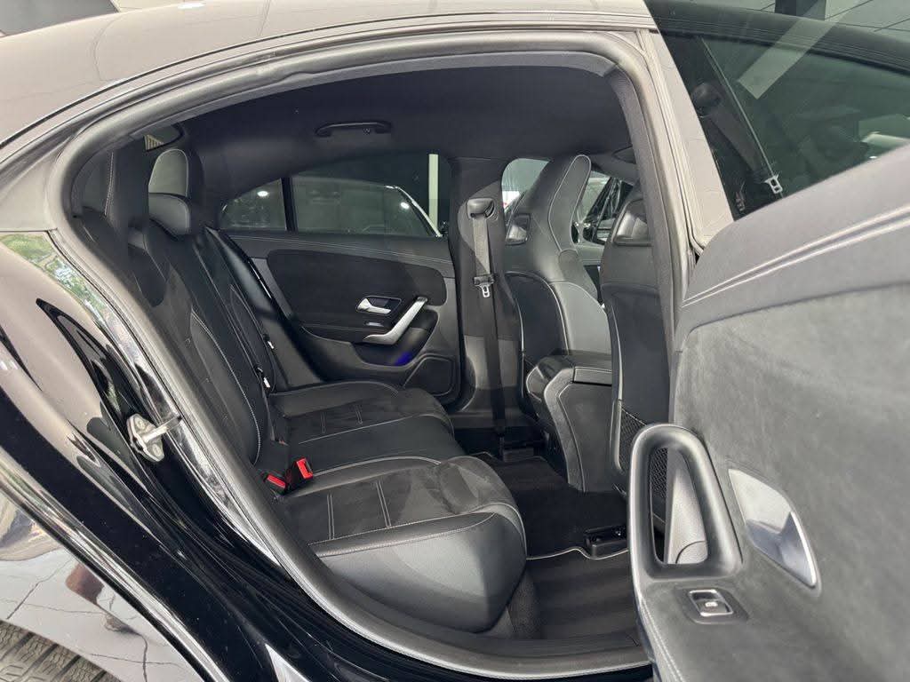 Mercedes-Benz CLA 180 Coupe Edition AMG AMBIENTE KAMERA WIDES