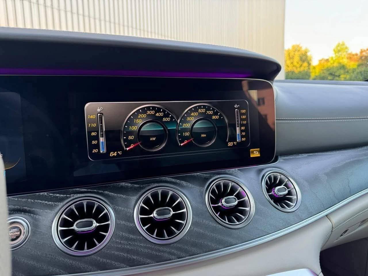 MERCEDES-BENZ AMG GT 4 63 S Limited