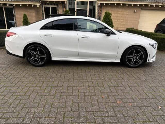 Mercedes-Benz CLA 180 AMG LINE PANO NAVI kamera