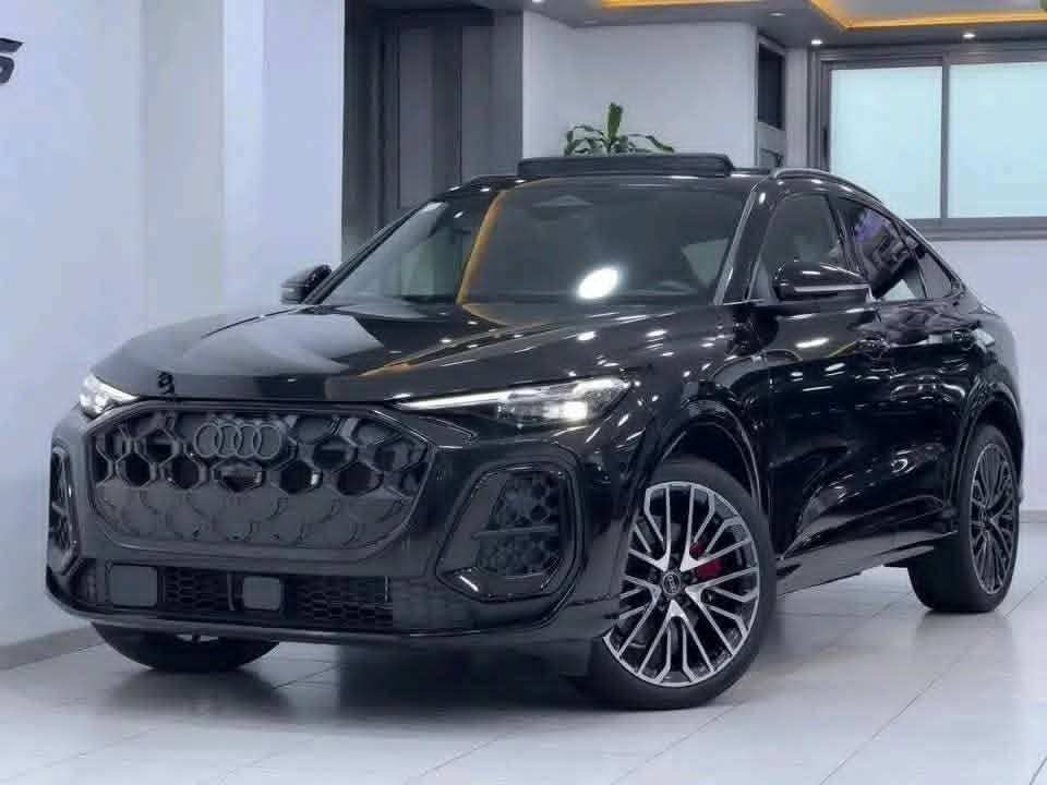 AUDI Q5 S Line 2025