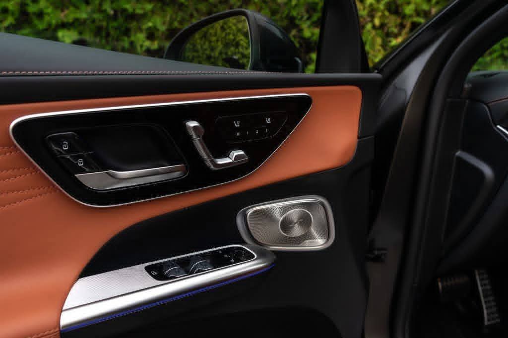 Mercedes-Benz GLC 43 AMG Coupé 26MY PREMIUM PLUS NAPPA BROWN