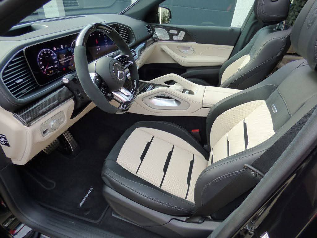 Mercedes-Benz GLE 53 AMG Coupe Premium+ Carbon Massage