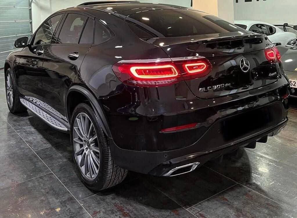 MERCEDES GLC COUPE 300de  AMG LINE EQ POWER