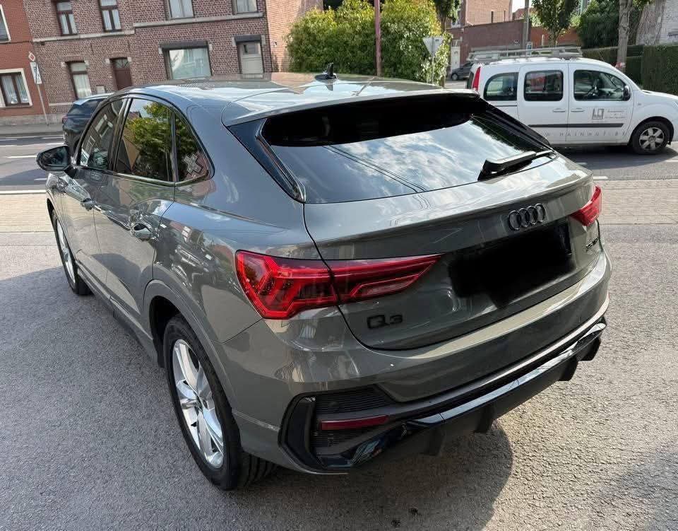 Audi Q3 SportBack 35 TFSi S-LINE