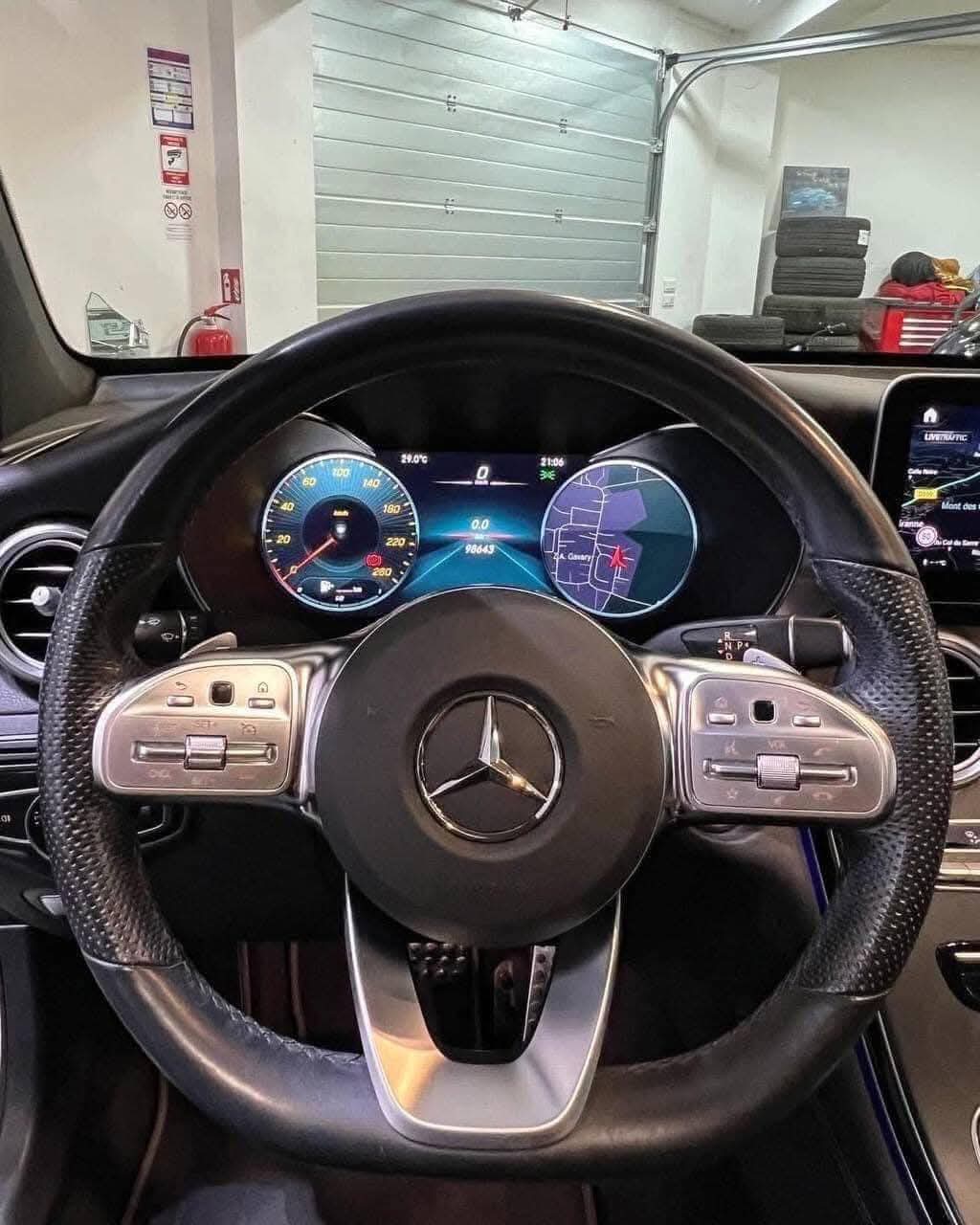 MERCEDES GLC COUPÉ AMG LINE 220d 4 MATIC