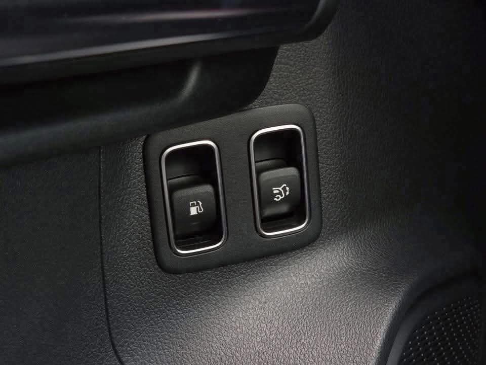 MERCEDES-BENZ GLA 250e e-HYBRIDE