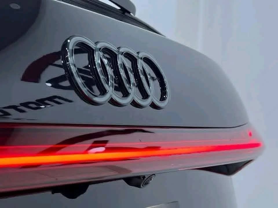 AUDI Q5 S Line 2025