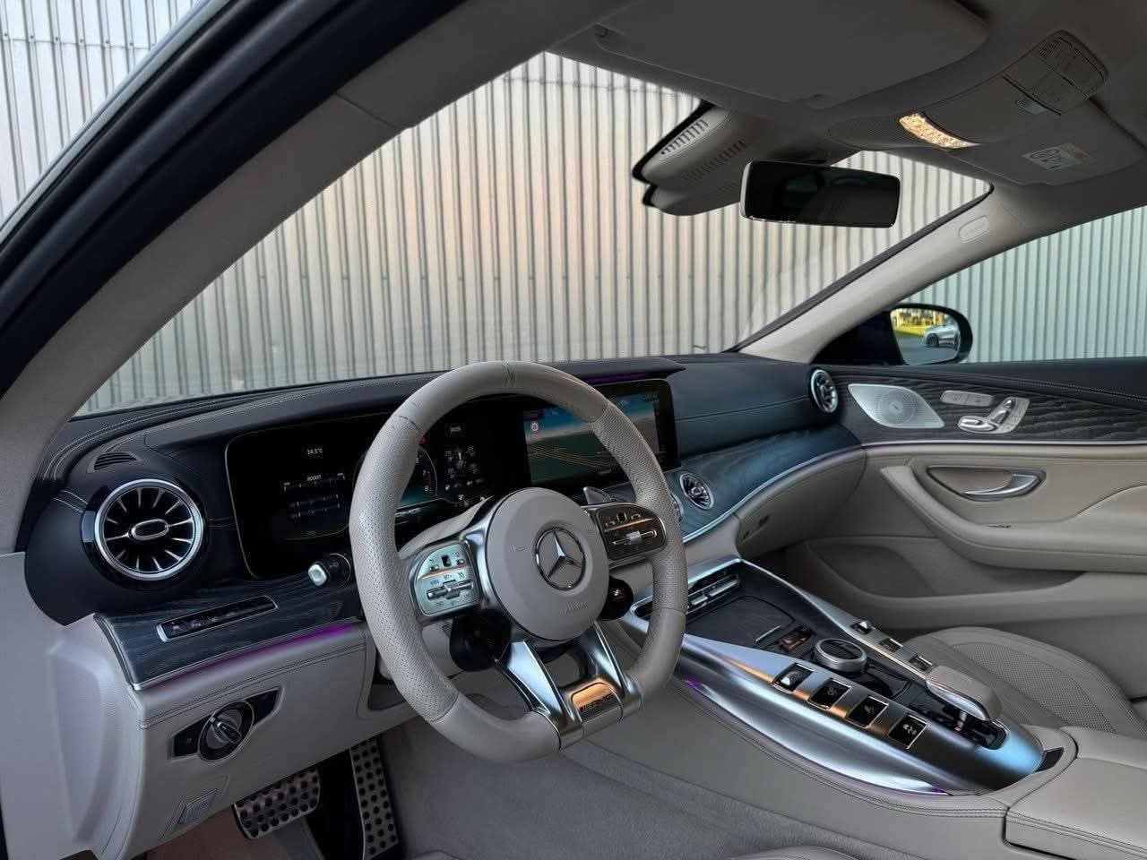 MERCEDES-BENZ AMG GT 4 63 S Limited